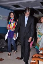 Amitabh Bachchan, Shobha De at Parikrama foundation charity event in Taj Land_s End, Mumbai on 1st Sept 2012 (55).JPG